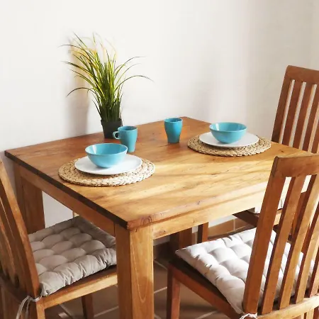 Felix Met Private Pool! 拉哈雷斯